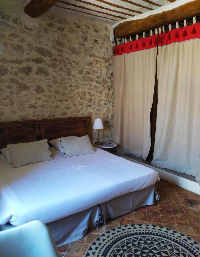 Chambre D'Hotes Face Au Lavoir Méthamis Værelse billede